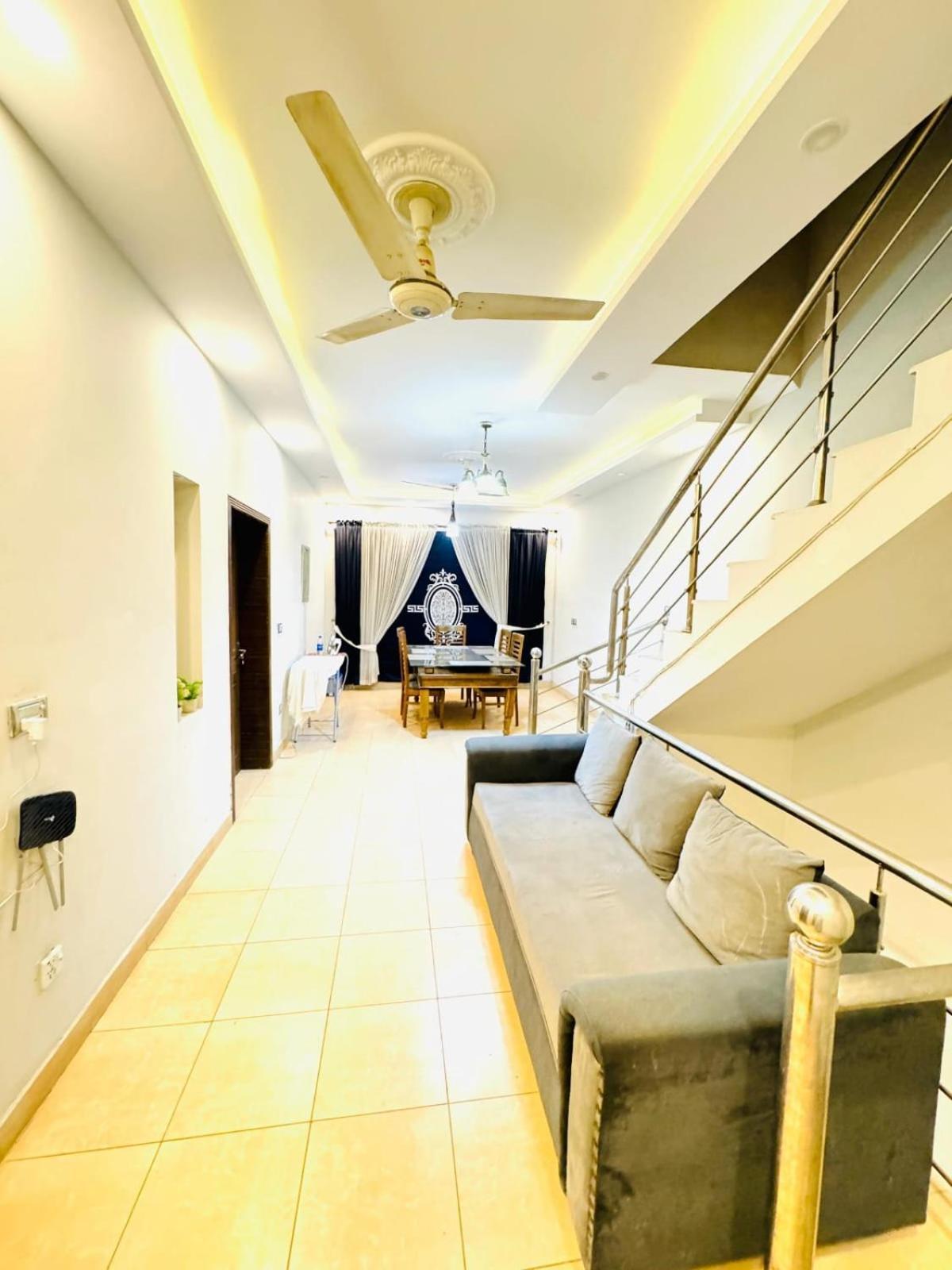Dream Inn Guest House Исламабад Екстериор снимка