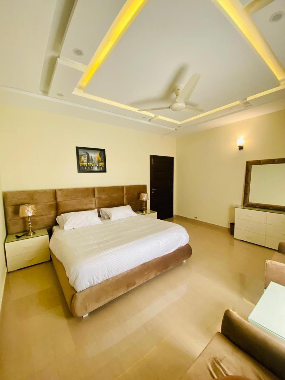 Dream Inn Guest House Исламабад Екстериор снимка