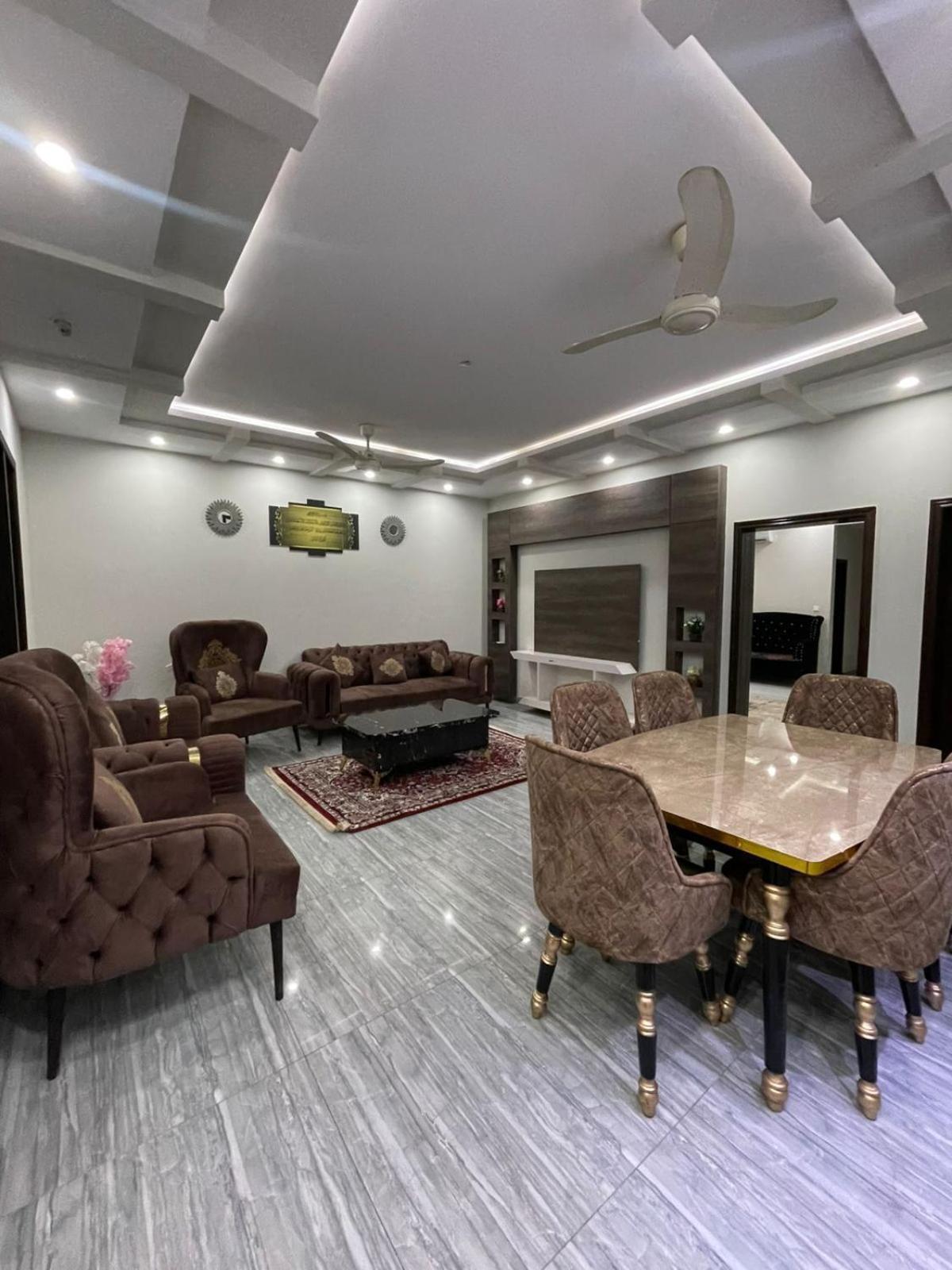 Dream Inn Guest House Исламабад Екстериор снимка