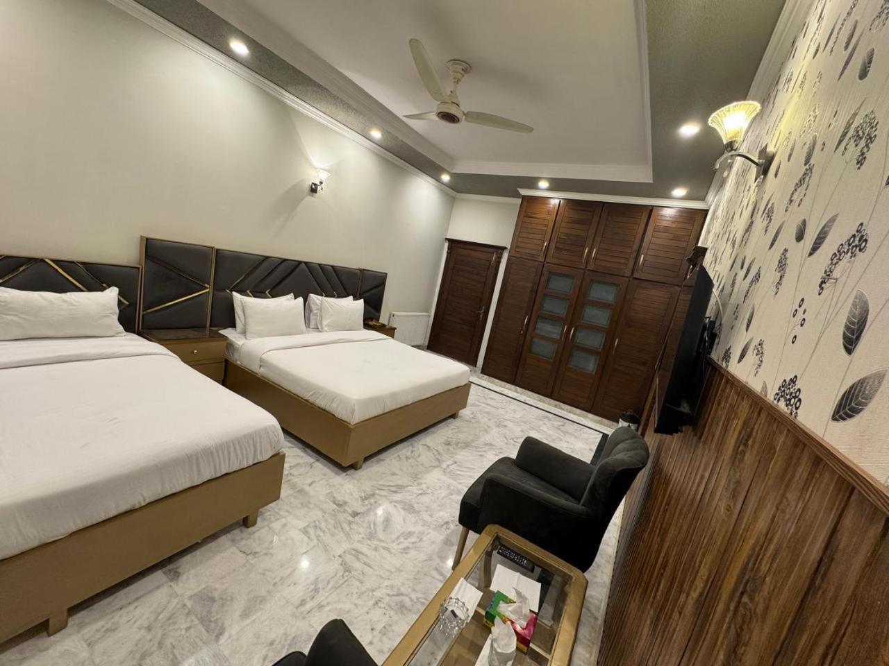 Dream Inn Guest House Исламабад Екстериор снимка
