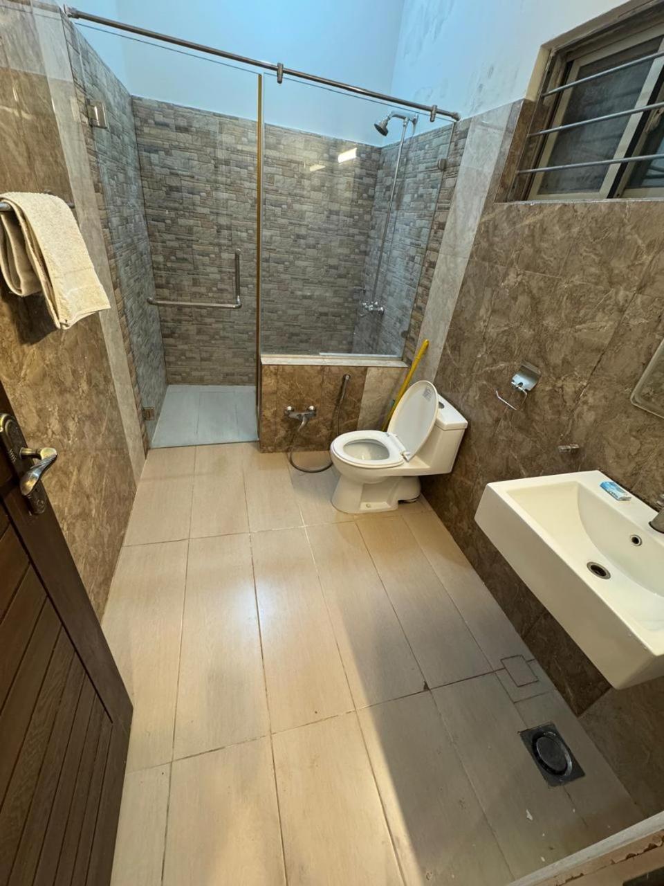 Dream Inn Guest House Исламабад Екстериор снимка